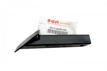 Suzuki Genuine Part 43710-34A00-000 Footstep Belakang Hitam Kiri